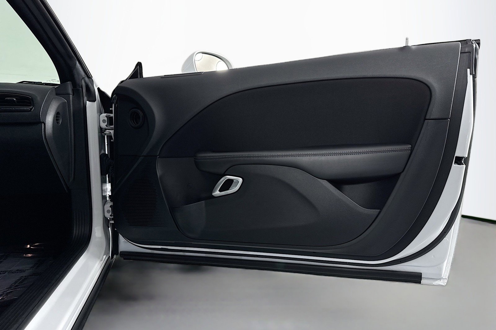 Used 2022 Dodge Challenger R/T image 22