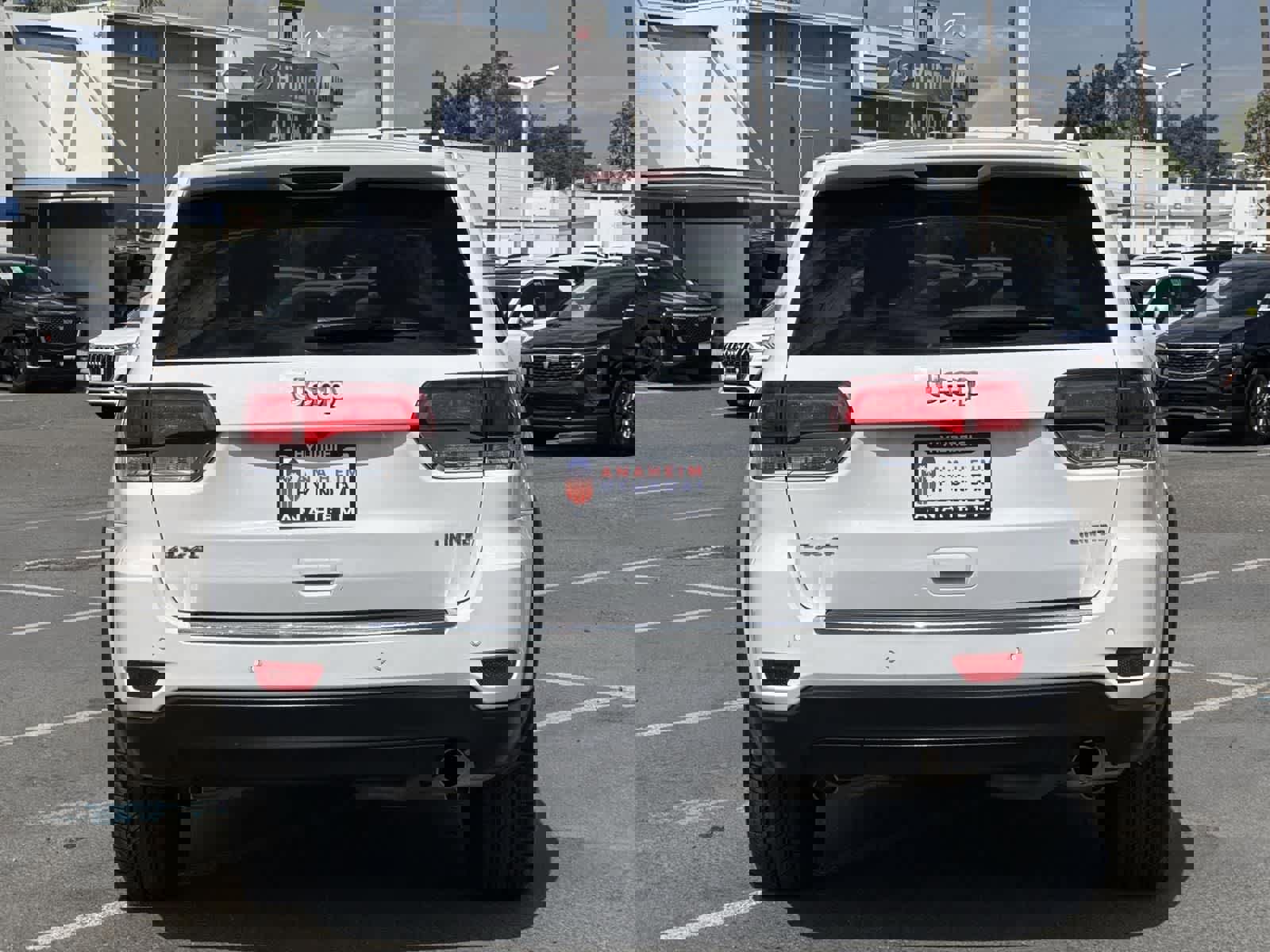 Used 2022 Jeep Grand Cherokee Limited image 4