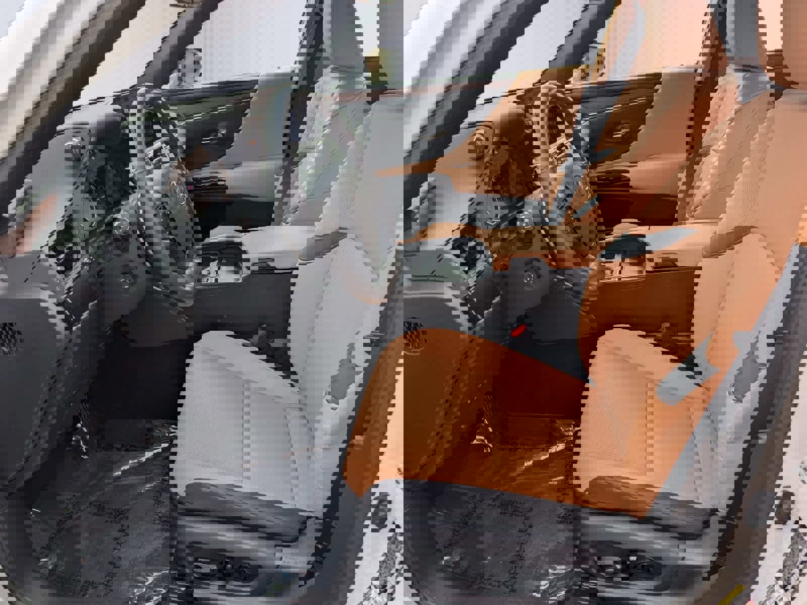 Used 2024 Lexus ES 350 w/ Premium Package image 14