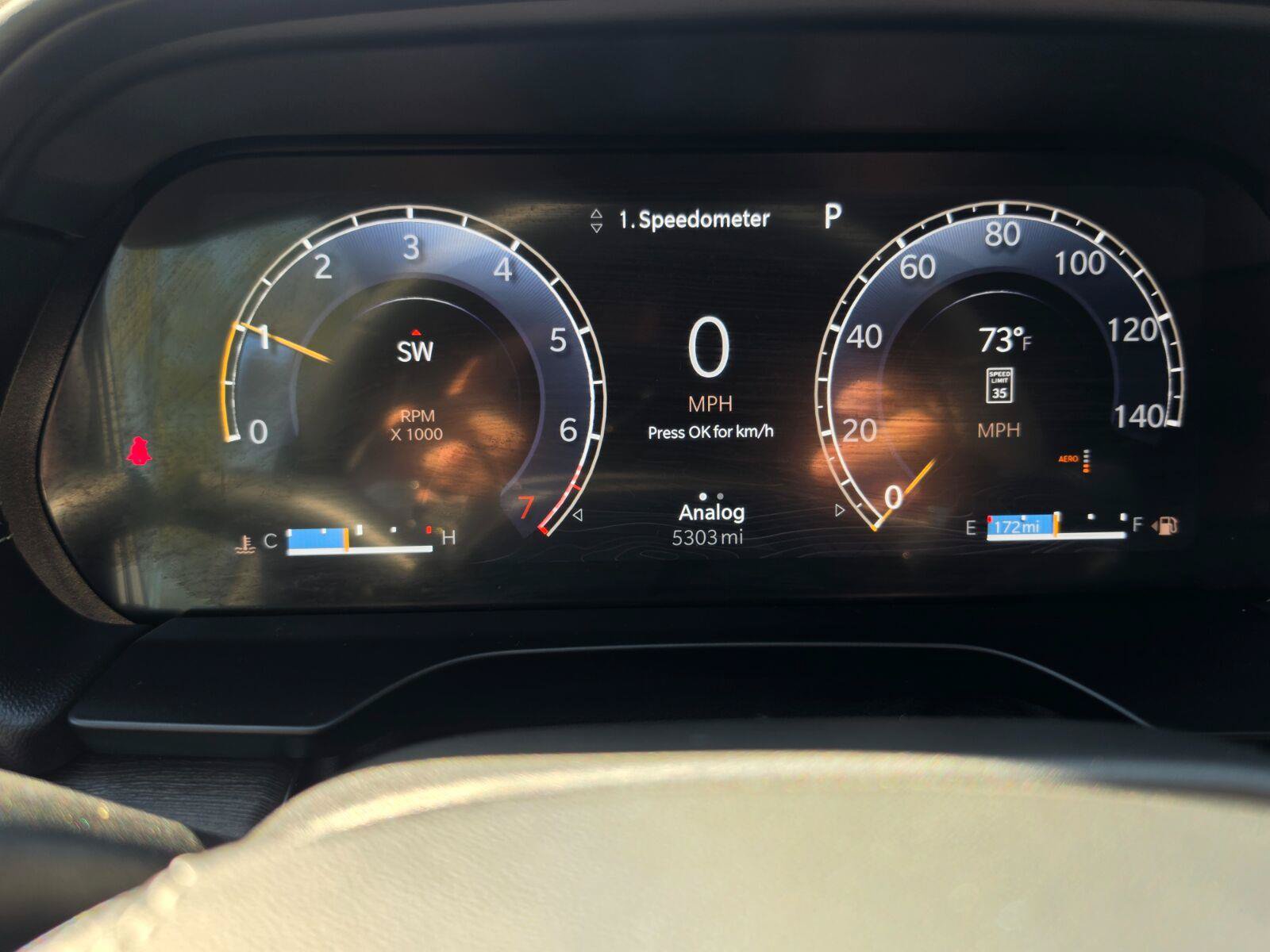 Used 2025 Jeep Grand Cherokee Overland w/ Luxury Tech Group IV AWD/4WD image 7