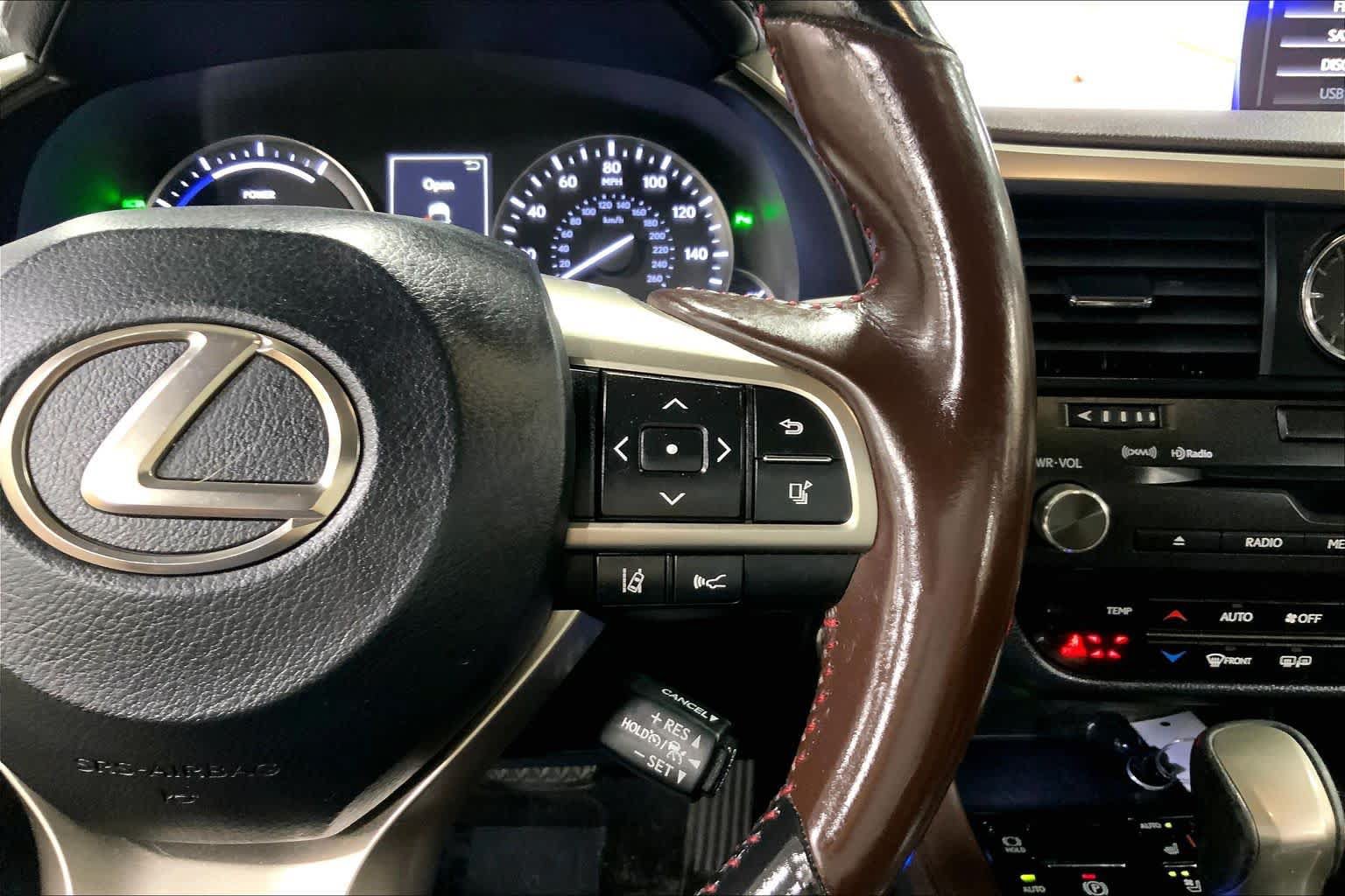 Used 2018 Lexus RX 450hL Premium w/ Premium Package AWD/4WD image 25