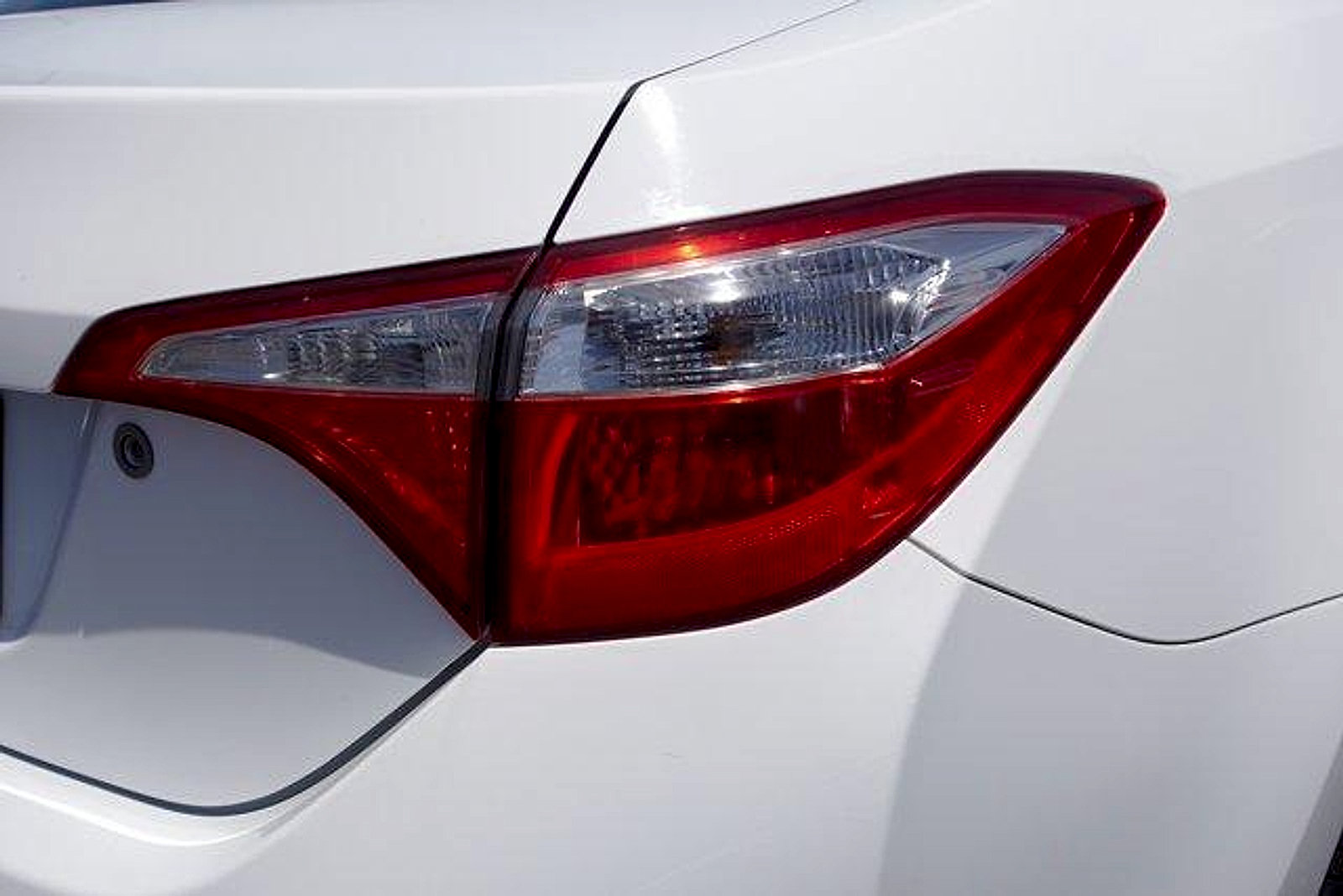 Used 2015 Toyota Corolla L FWD image 5