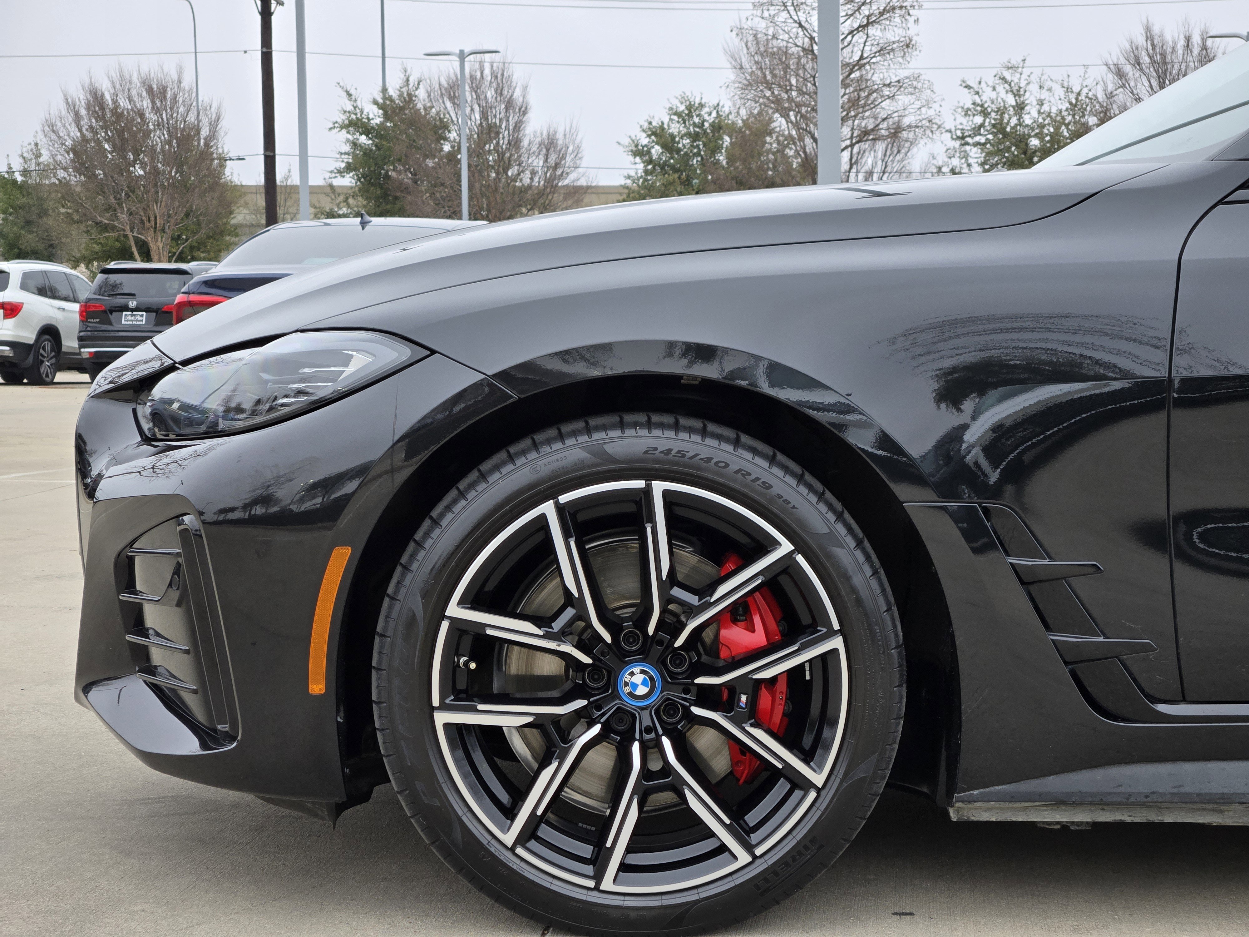 Used 2023 BMW i4 eDrive40 w/ M Sport Package image 12