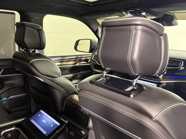 Used 2022 Jeep Grand Wagoneer Series II w/ Convenience Group III image 29