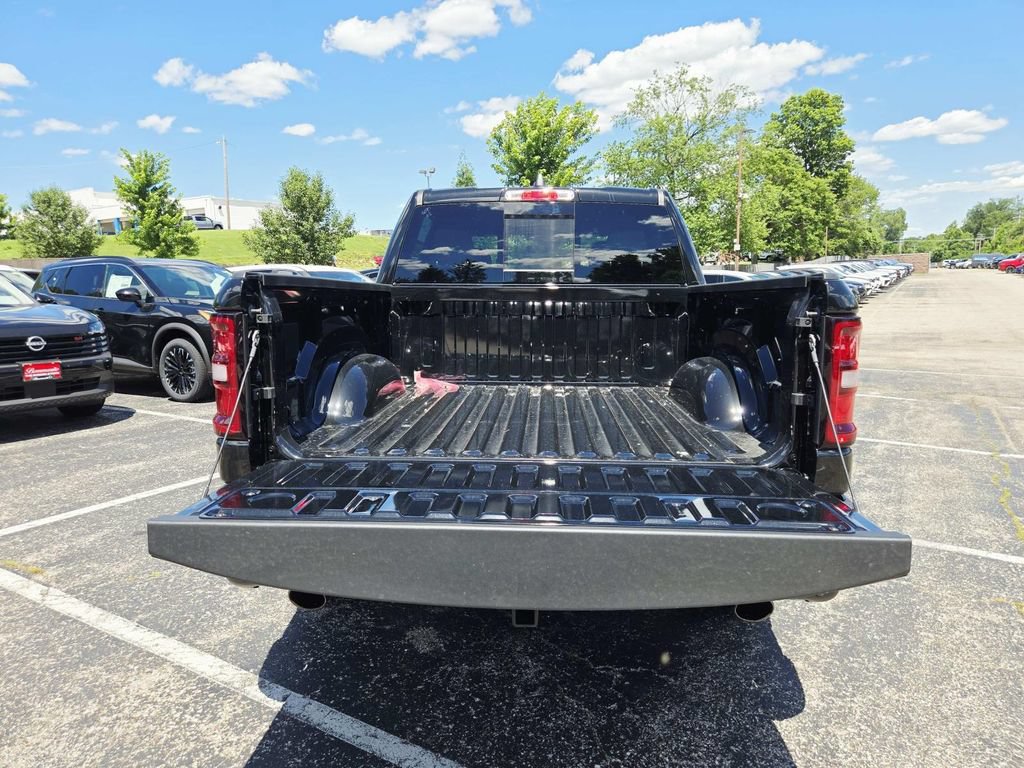 New 2026 RAM 1500 Big Horn AWD/4WD image 9