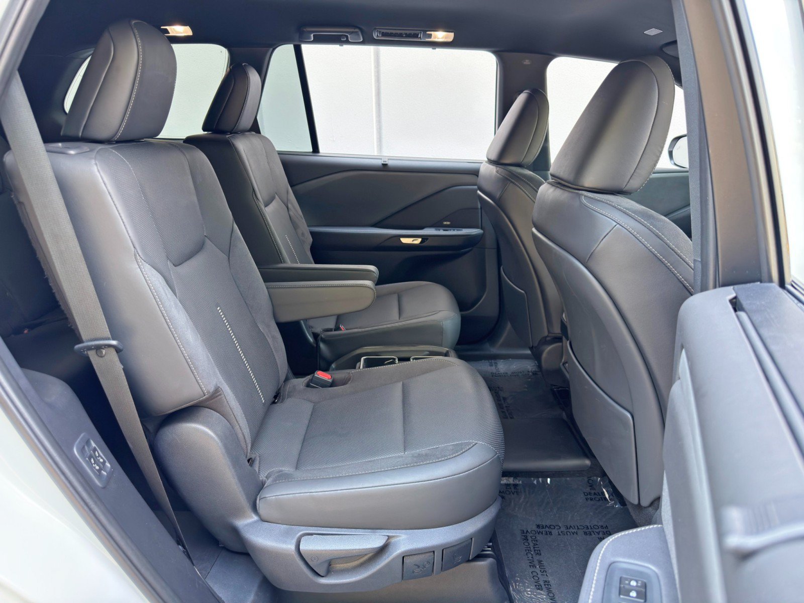 Used 2025 Lexus TX 550h AWD Plug-In Hybrid w/ Technology Package image 39