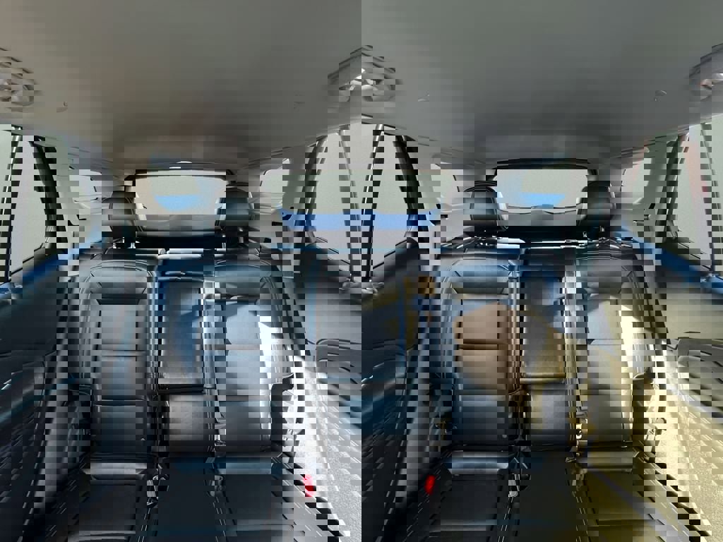 Used 2021 GMC Terrain SLT image 20