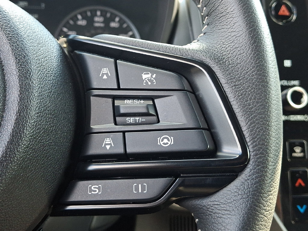 Certified 2025 Subaru Forester Premium AWD/4WD image 22