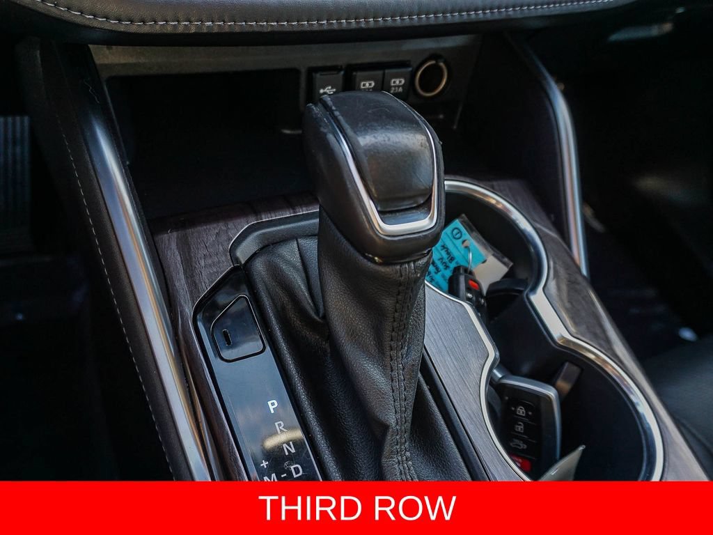Used 2021 Toyota Highlander Limited FWD image 22