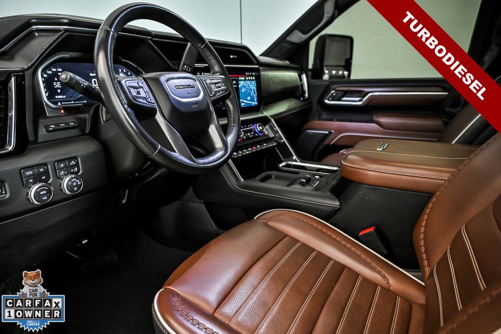 Used 2024 GMC Sierra 2500 Denali Ultimate w/ Max Trailering Package AWD/4WD image 13