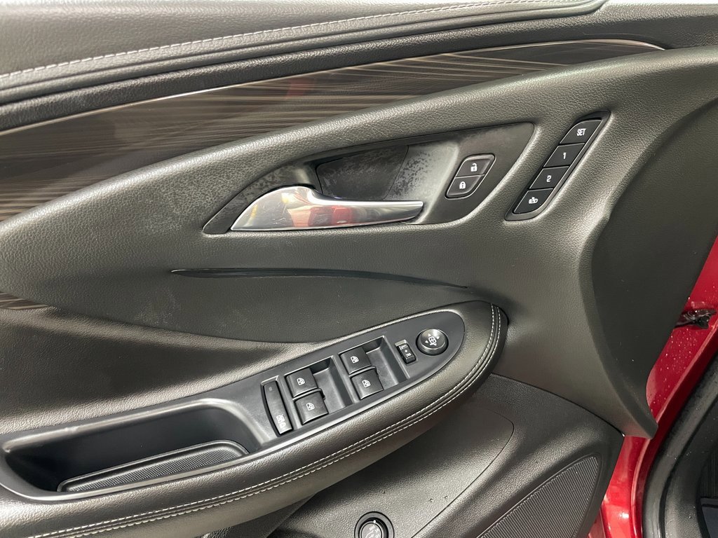 Certified 2020 Buick Envision Essence image 26