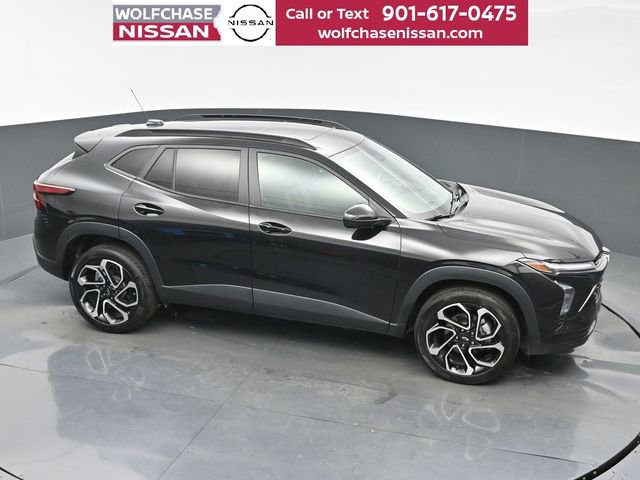 Used 2024 Chevrolet Trax RS w/ Sunroof Package image 36