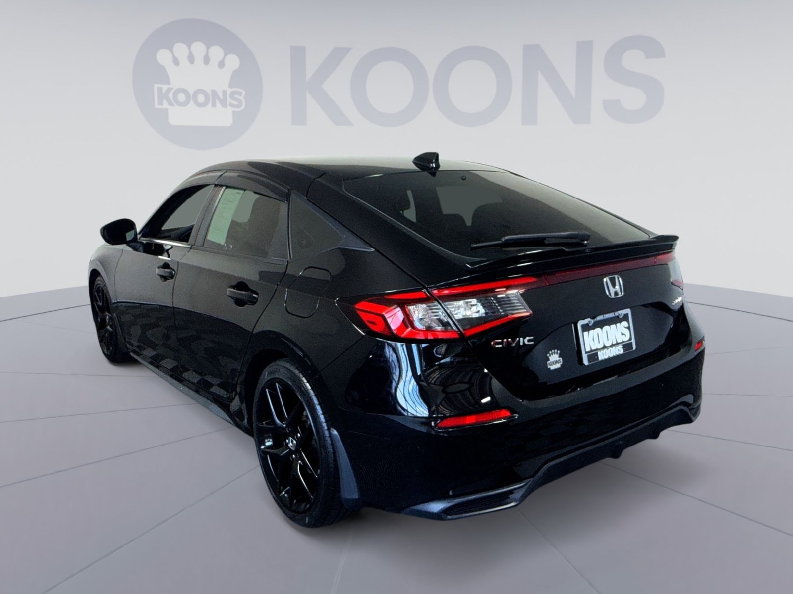 Used 2023 Honda Civic Sport image 4