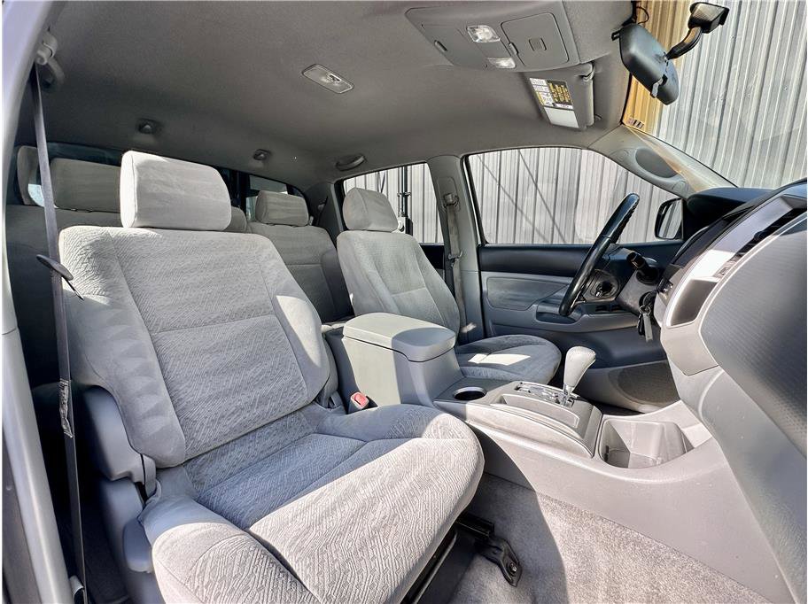 Used 2005 Toyota Tacoma 4x4 Double Cab image 4