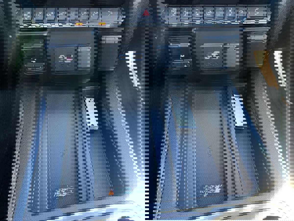 Used 2020 GMC Sierra 2500 AT4 w/ AT4 Premium Package image 29