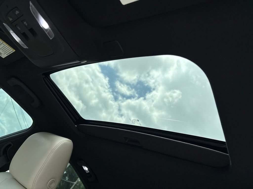 Used 2020 Cadillac CT4 Luxury w/ Sun And Sound Package RWD image 22