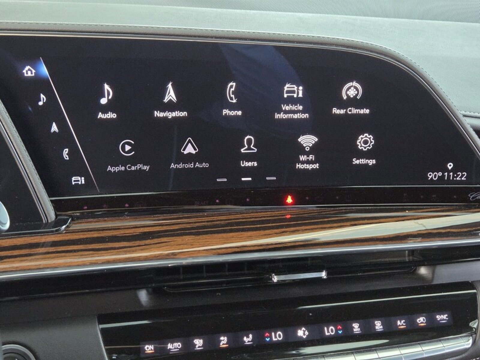 Used 2022 Cadillac Escalade Premium Luxury AWD/4WD image 32
