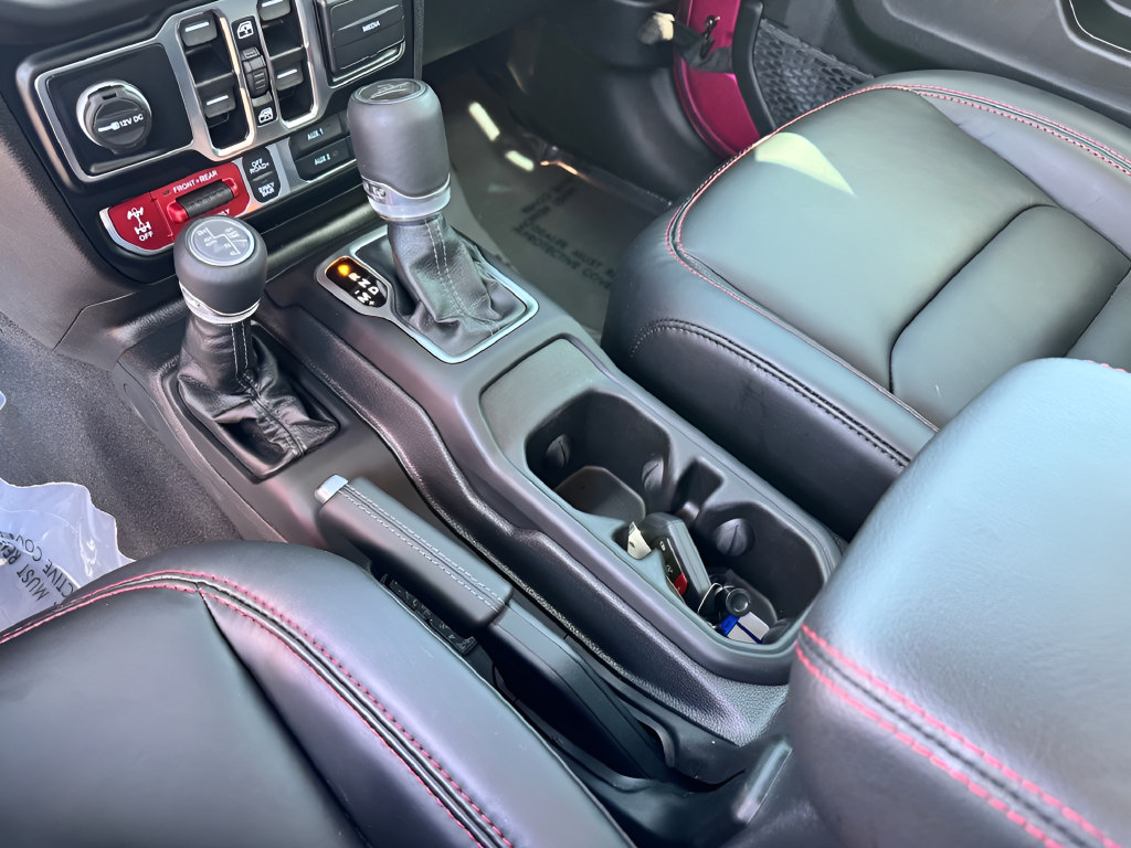 Used 2024 Jeep Gladiator Rubicon AWD/4WD image 21