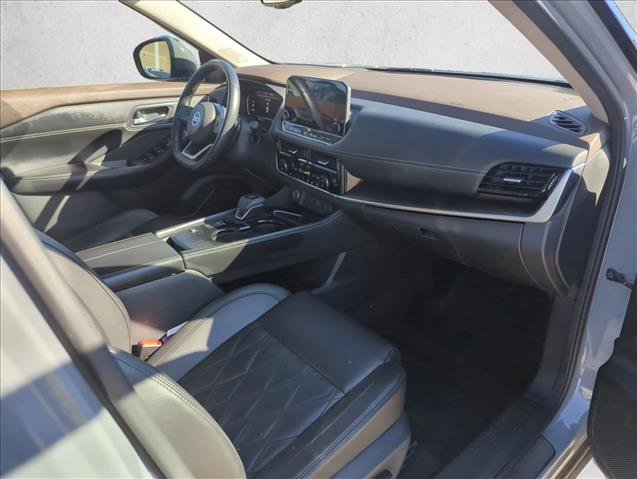 Used 2021 Nissan Rogue Platinum image 23