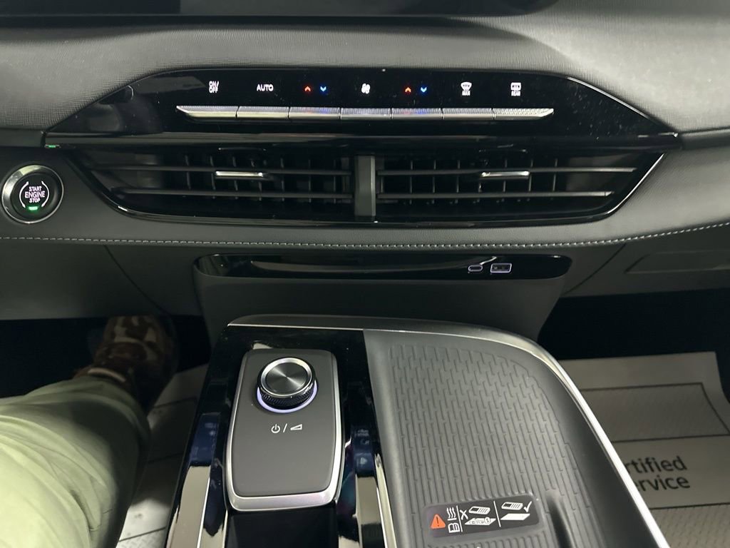 New 2026 Buick Enclave Sport Touring w/ Power Package image 41