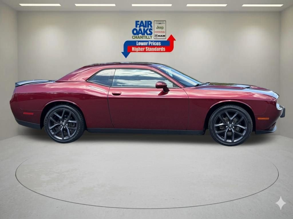 Used 2020 Dodge Challenger SXT w/ Driver Convenience Group RWD image 5