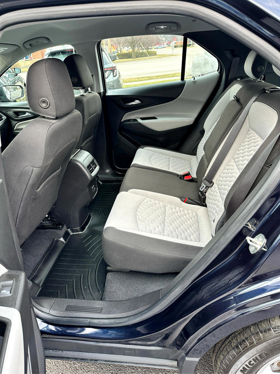Used 2020 Chevrolet Equinox LS image 9