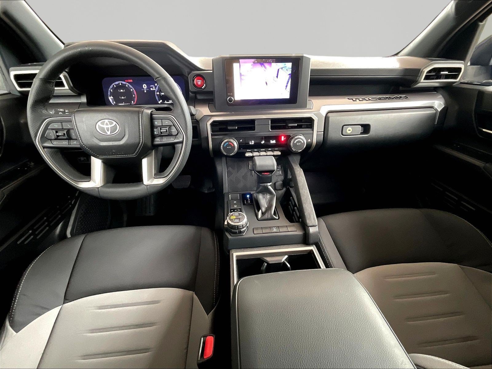 Used 2025 Toyota Tacoma TRD Off-Road AWD/4WD image 8