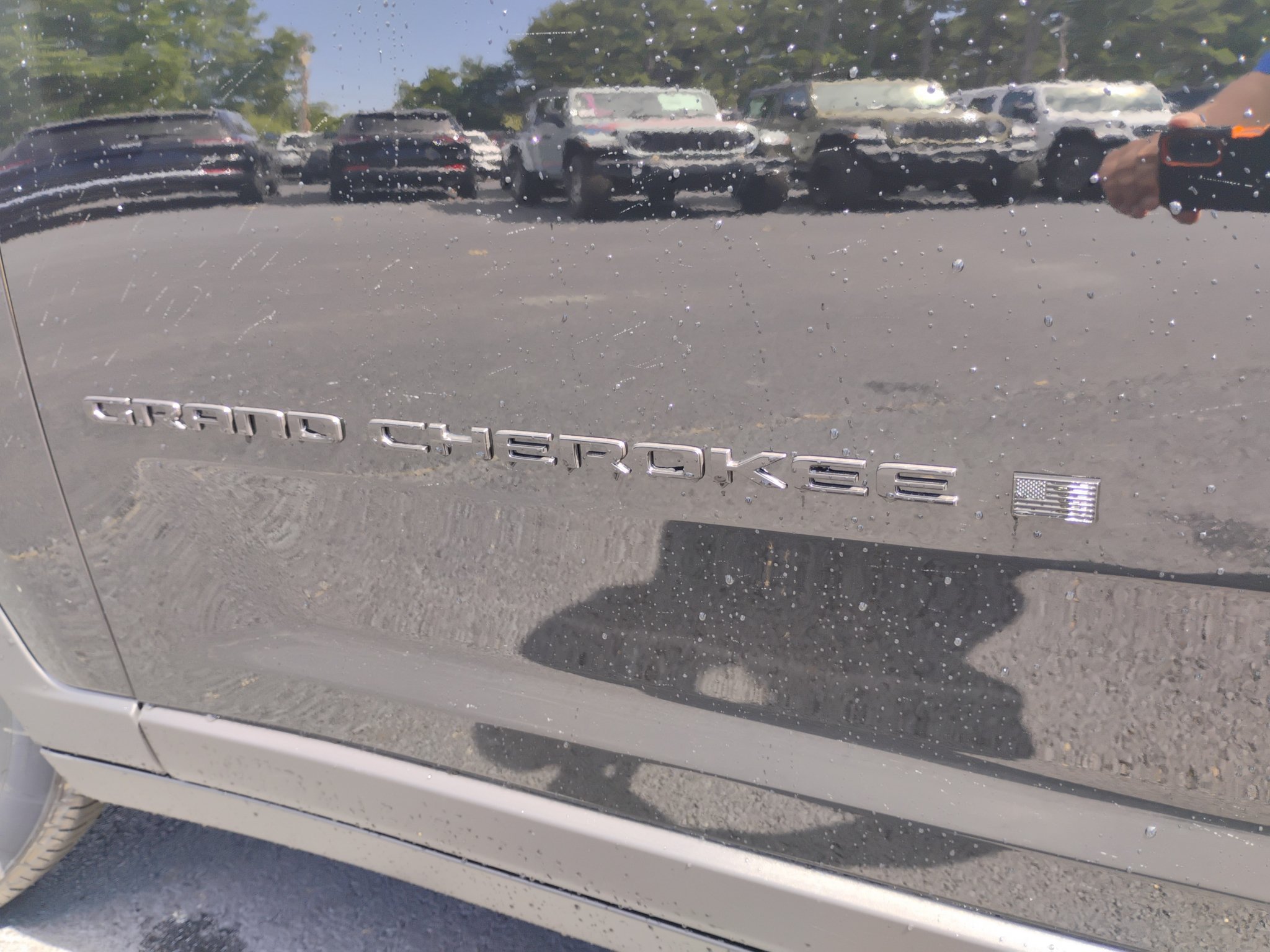 New 2027 Jeep Grand Cherokee Altitude AWD/4WD image 10