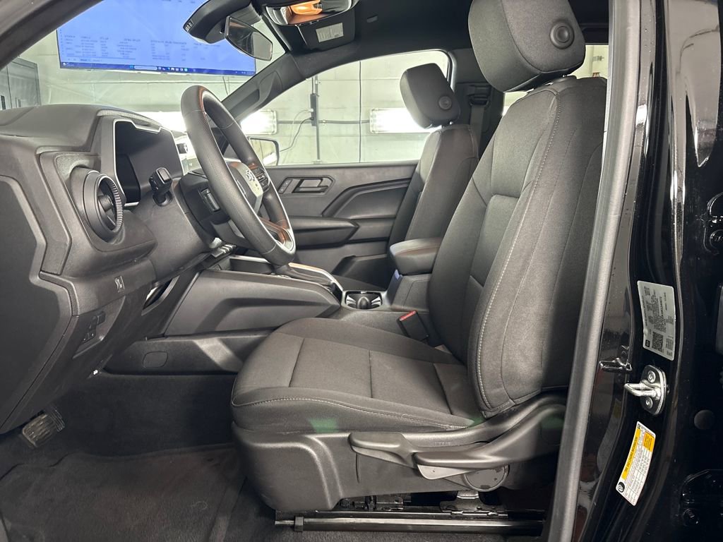 Used 2024 Chevrolet Colorado Trail Boss w/ Advanced Trailering Package image 12