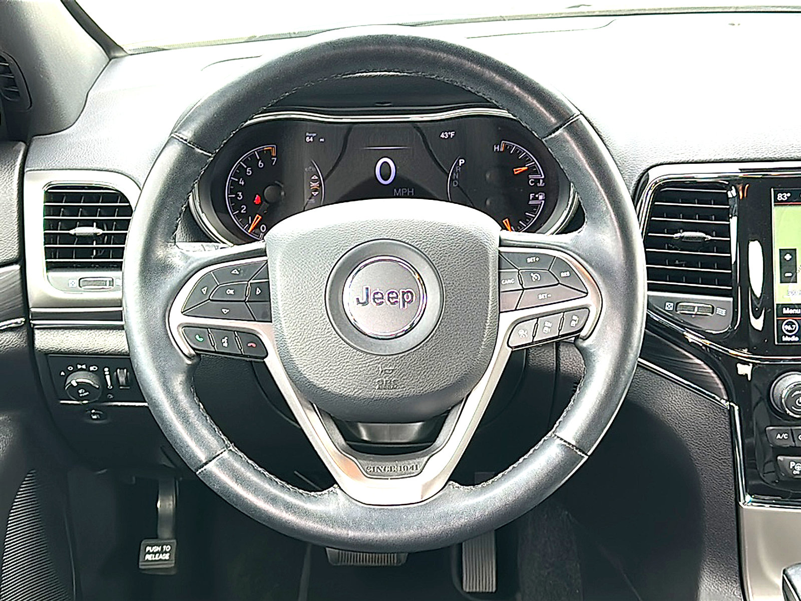 Used 2021 Jeep Grand Cherokee Limited image 28