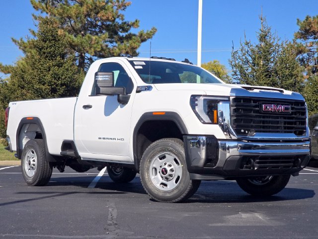 New 2026 GMC Sierra 2500 Pro w/ Convenience Package AWD/4WD image 2