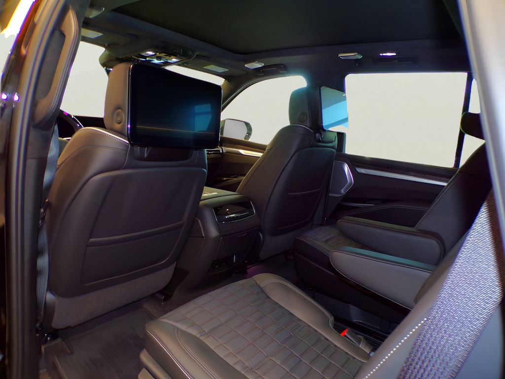 New 2026 Cadillac Escalade V AWD/4WD image 7