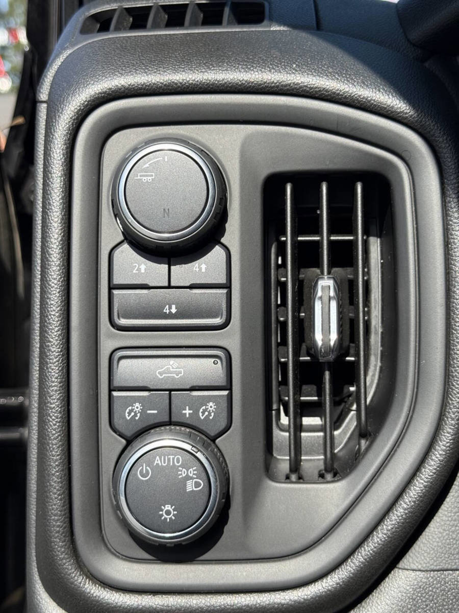 Used 2020 Chevrolet Silverado 2500 W/T w/ WT Convenience Package image 33