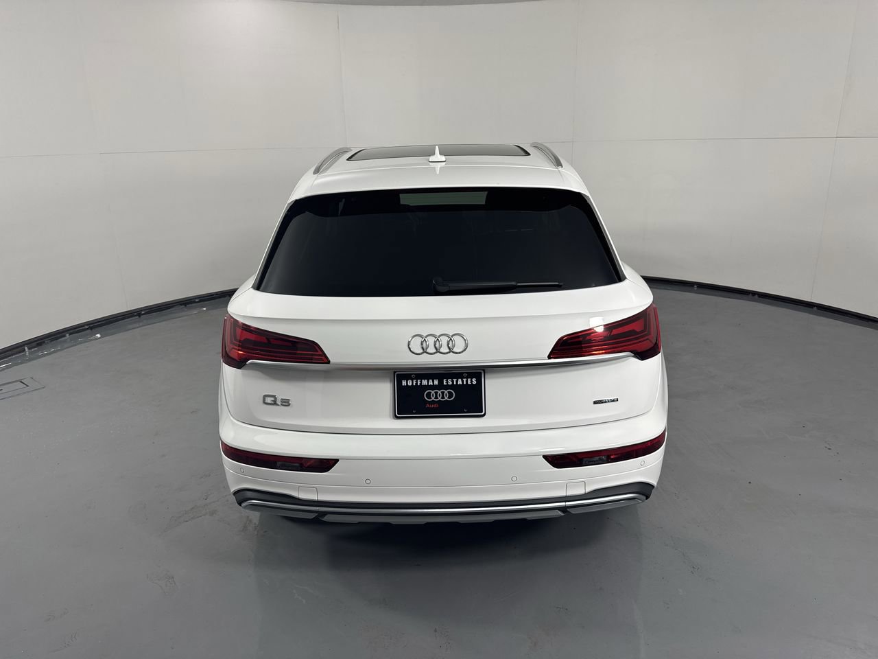 Used 2023 Audi Q5 2.0T Premium w/ Convenience Package AWD/4WD image 34