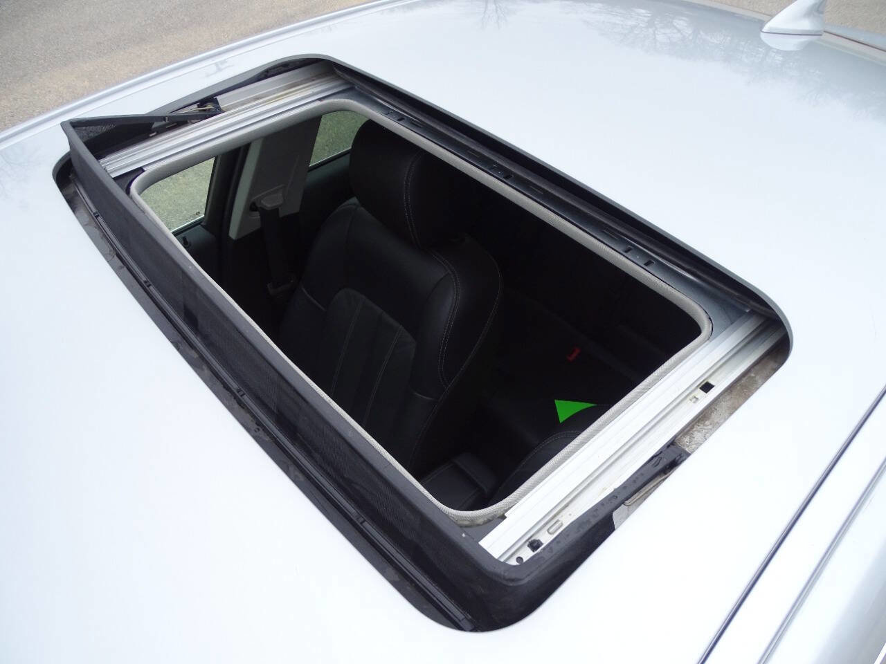 Used 2015 Buick Verano Leather FWD image 3