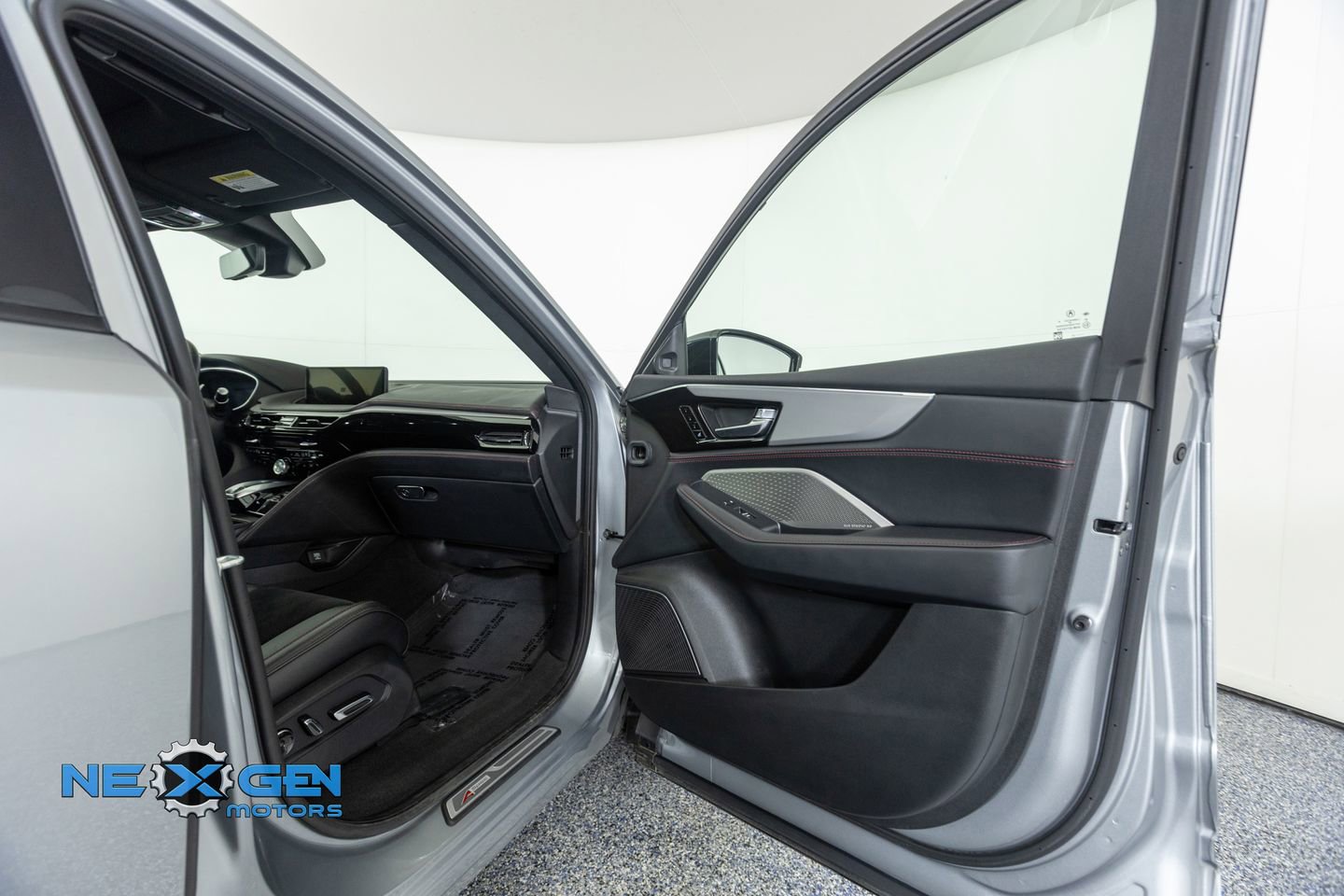 Used 2023 Acura MDX A-Spec AWD/4WD image 41