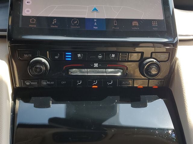 Certified 2021 Jeep Grand Cherokee L Limited w/ Luxury Tech Group II AWD/4WD image 34
