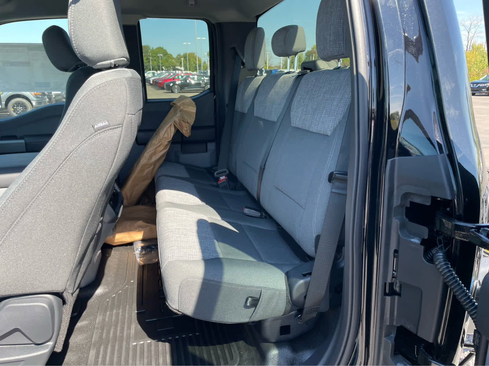 New 2026 Ford F550 4x4 SuperCab Super Duty image 25