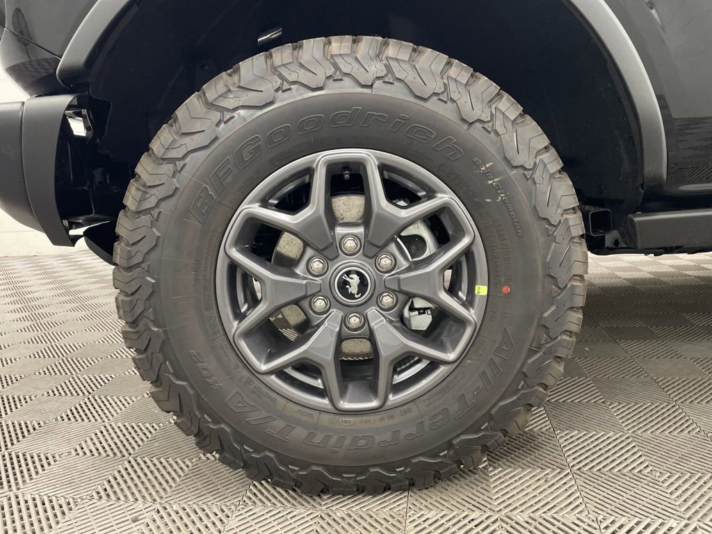 New 2025 Ford Bronco Badlands image 11