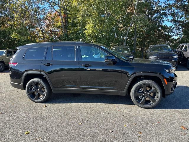 New 2025 Jeep Grand Cherokee L Altitude image 2