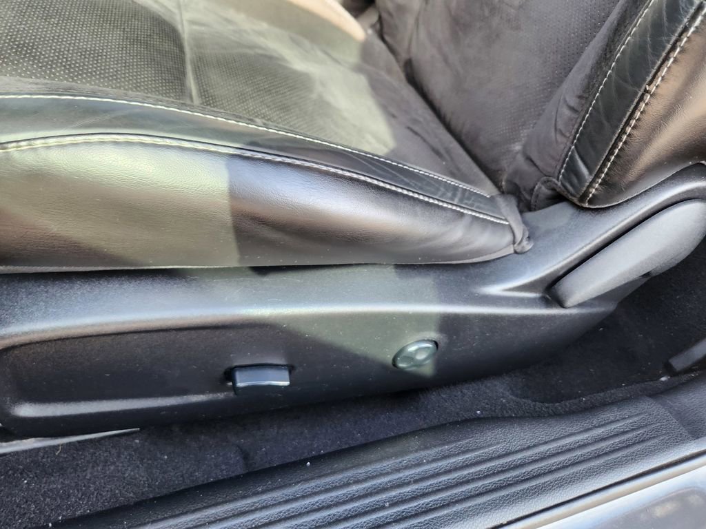 Used 2021 Dodge Challenger GT w/ Plus Package image 29