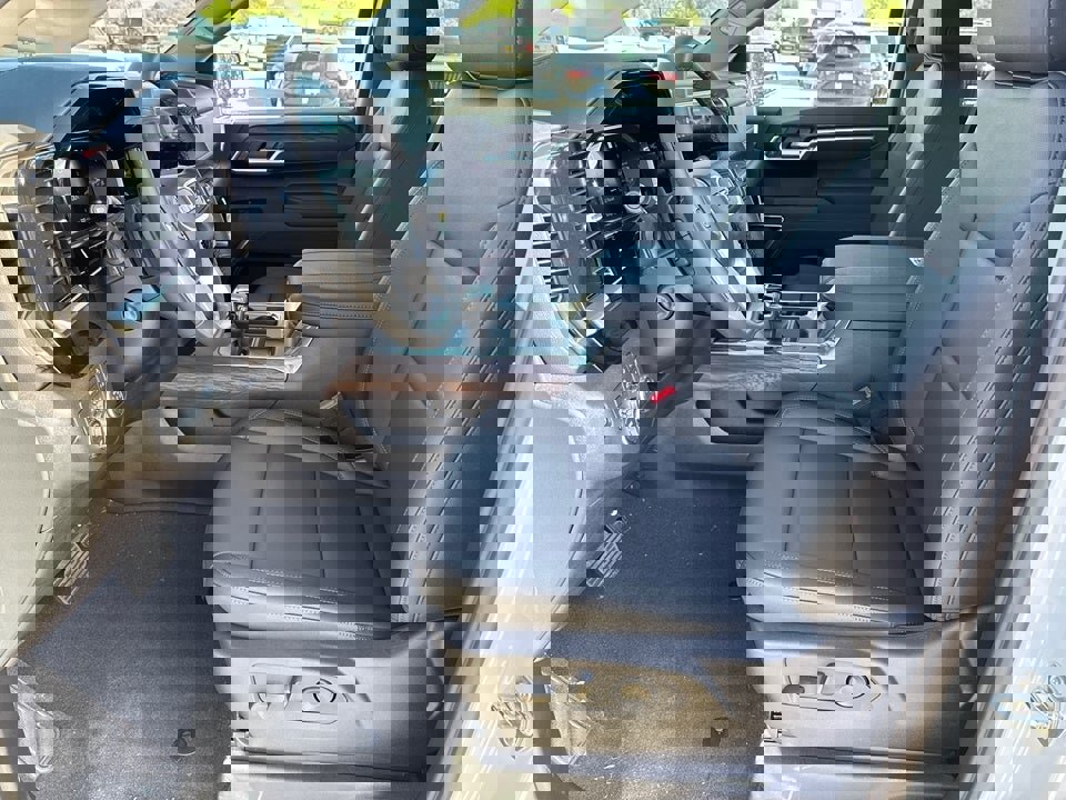 Used 2026 GMC Sierra 1500 SLT w/ SLT Premium Plus Package image 26