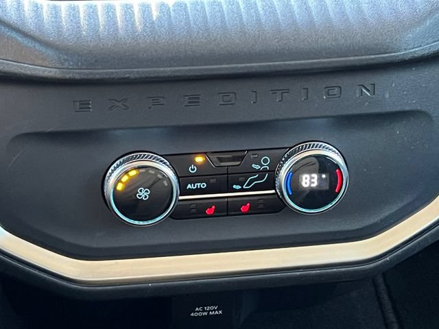 Used 2025 Ford Expedition Max Platinum AWD/4WD image 38