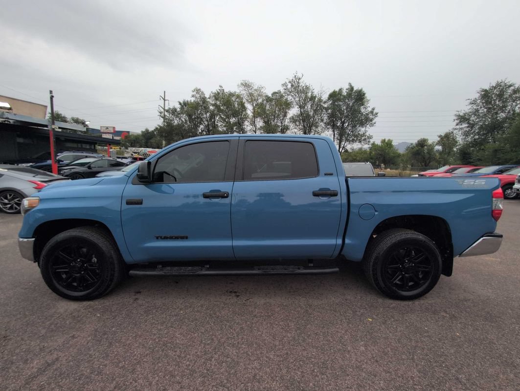 Used 2019 Toyota Tundra SR5 w/ SR5 Upgrade Package AWD/4WD image 4