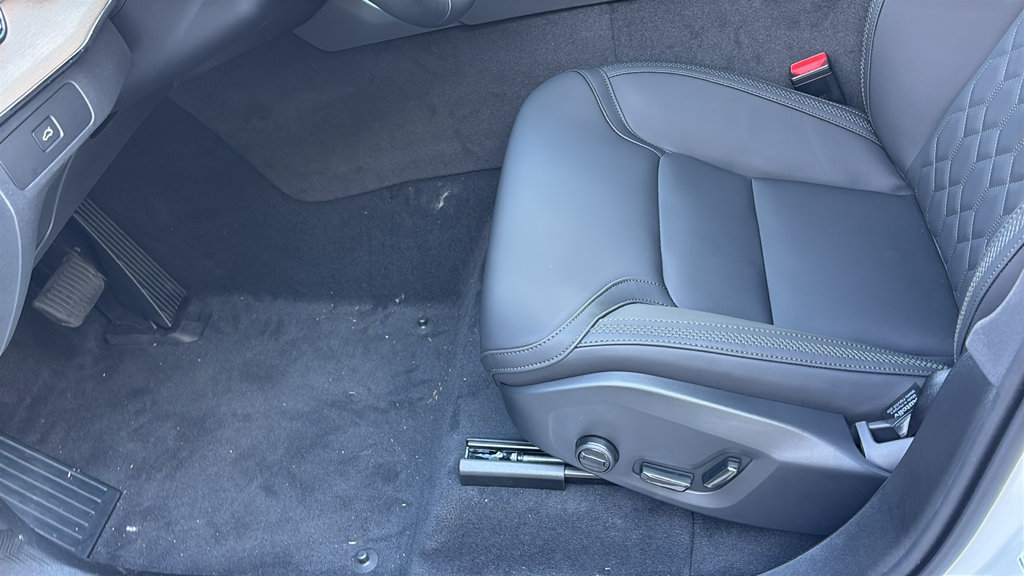New 2027 Volvo XC90 B6 Plus AWD/4WD image 25