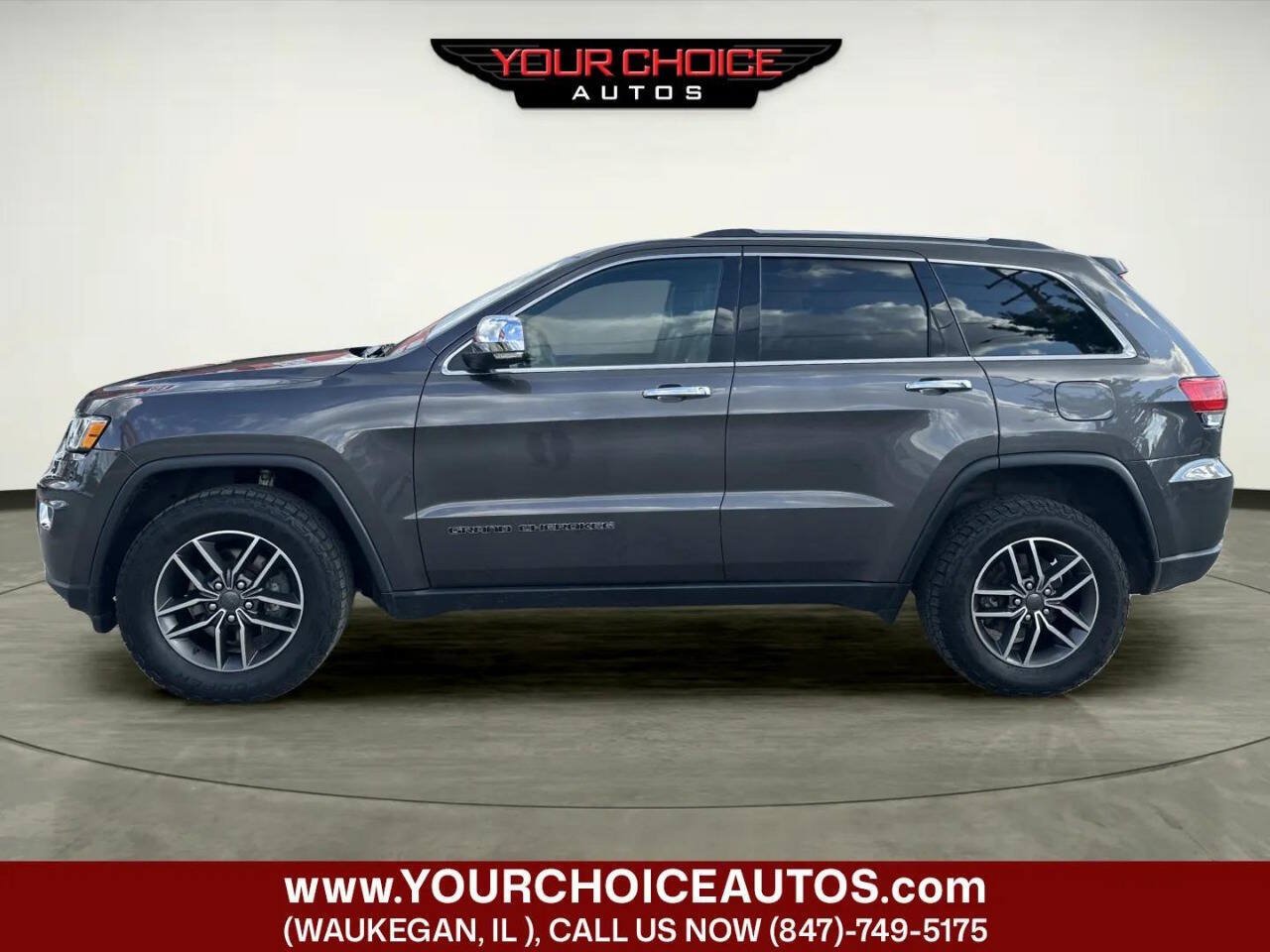 Used 2019 Jeep Grand Cherokee Limited AWD/4WD image 2