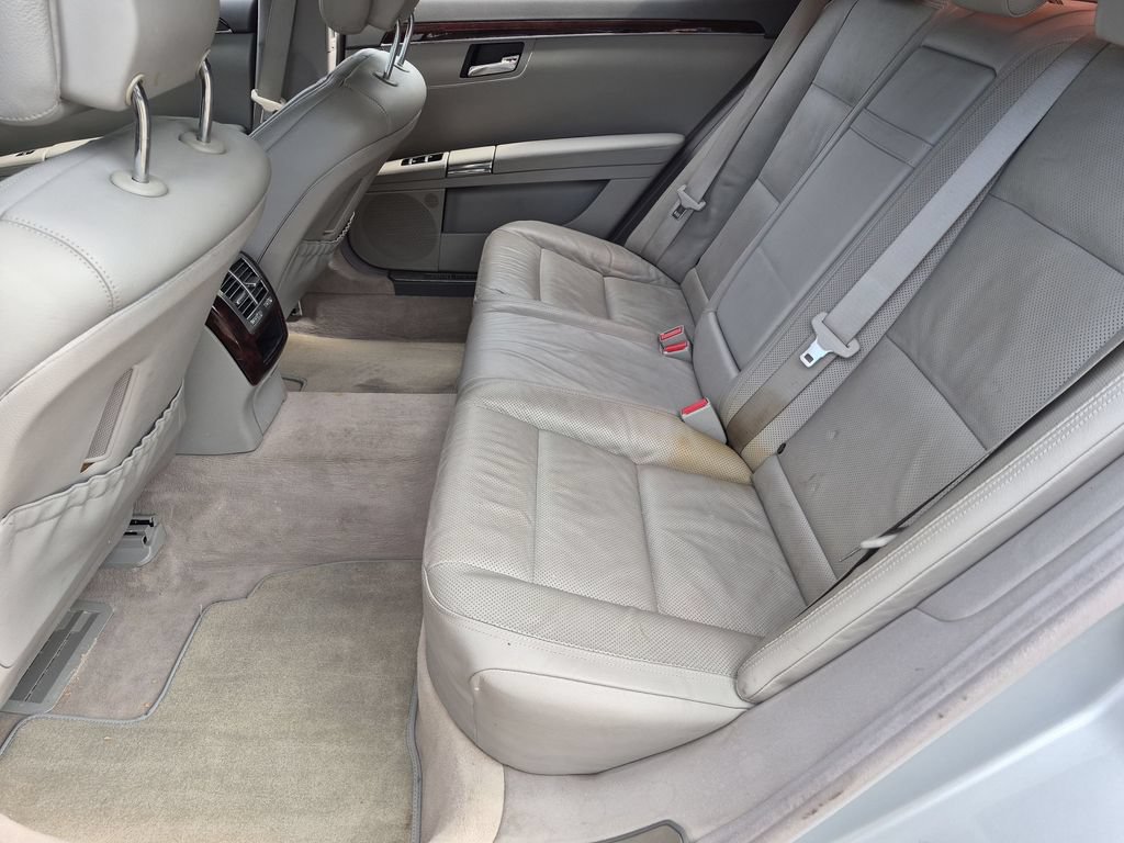 Used 2010 Mercedes-Benz S 550 image 34