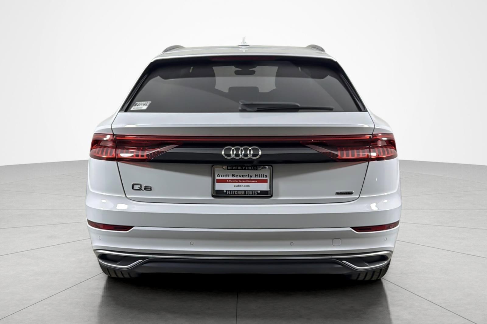 Used 2023 Audi Q8 Premium Plus w/ Premium Plus Package AWD/4WD image 4