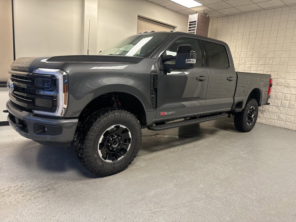 New 2026 Ford F350 Platinum w/ Tremor Off-Road Package image 14