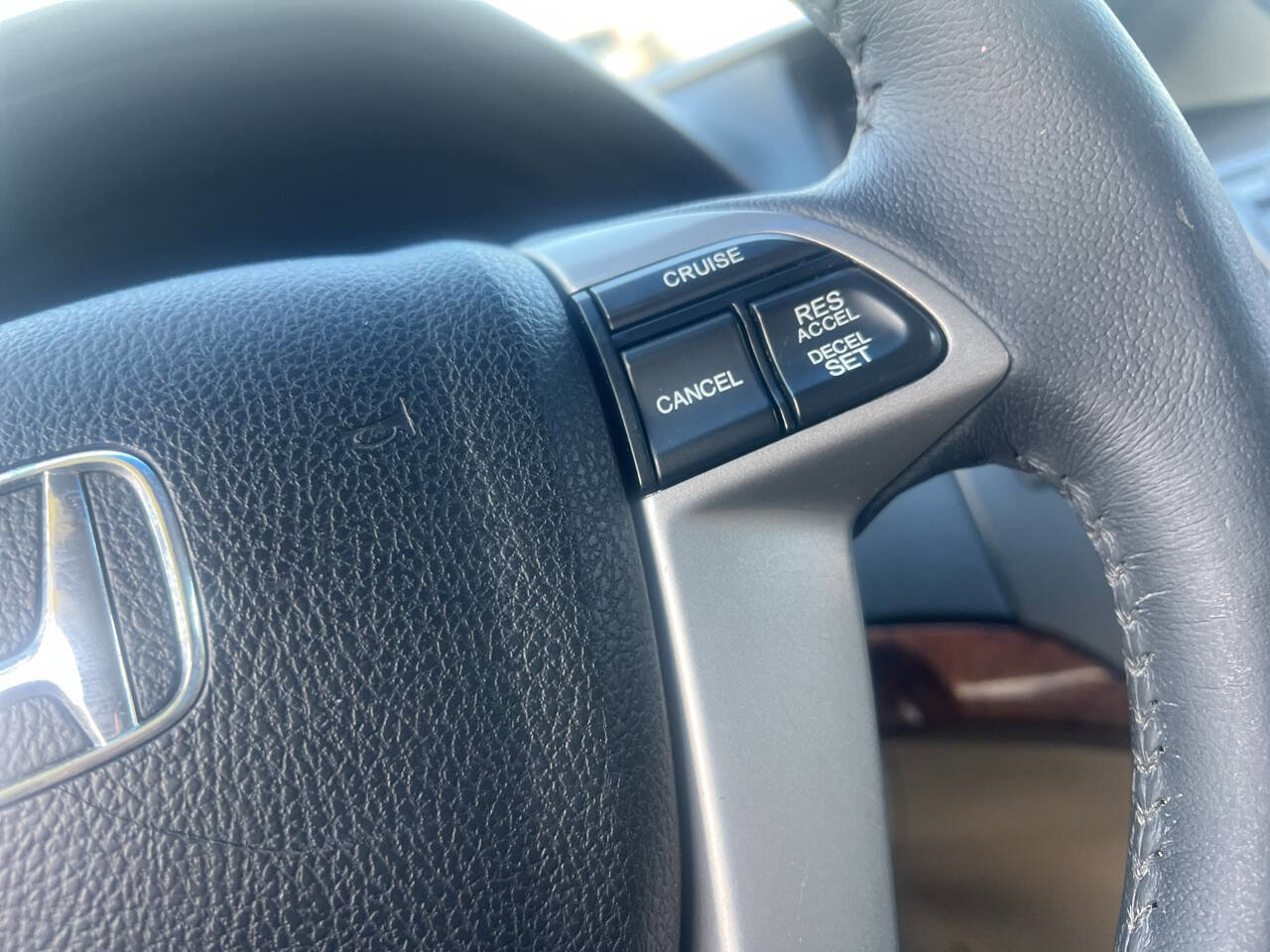 Used 2012 Honda Accord EX-L image 27